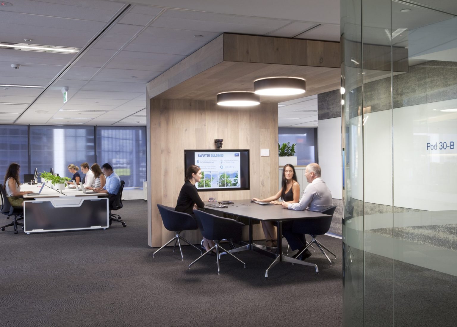 FDC Colliers Grosvenor Place 4 Feb 2015 L30 Hot Desks and Op