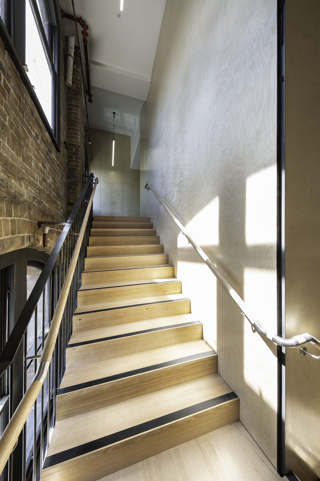 FDC ARTSPACE 20s