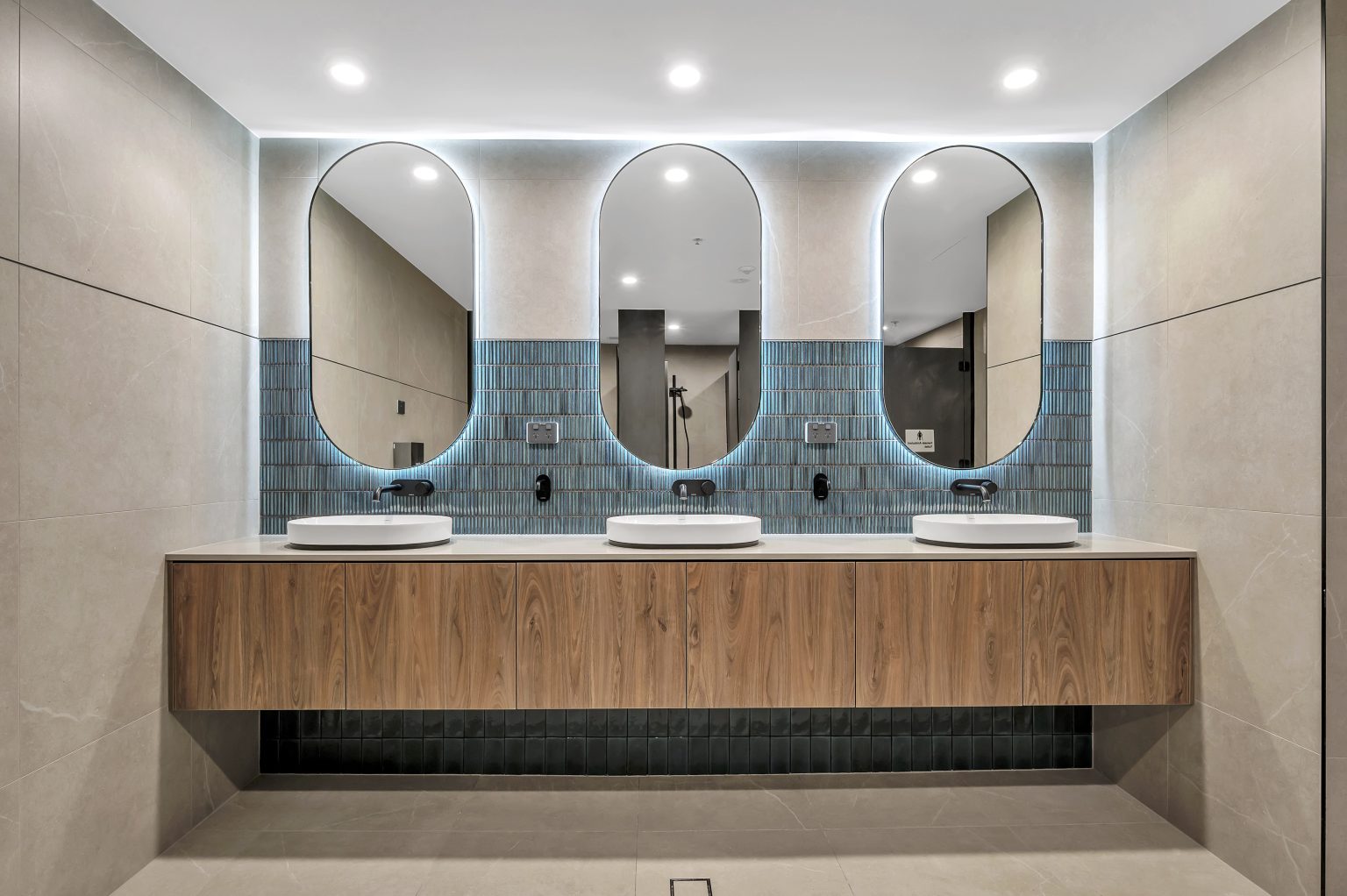 10 Moore Street, Canberra City 8
