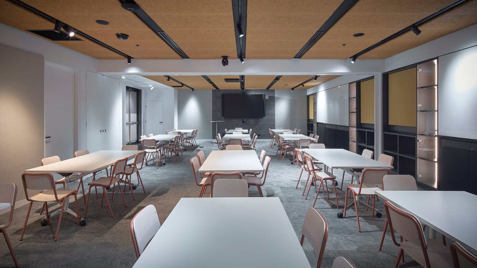 251202_FDC_TheCutaway_2368